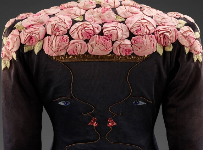 Afferra Schiaparelli: Fashion Becomes Art
