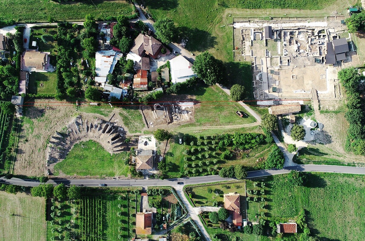 aquinum_veduta_aerea.jpg