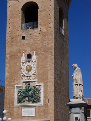 Una visita multimediale per la Torre del borgo di Recanati