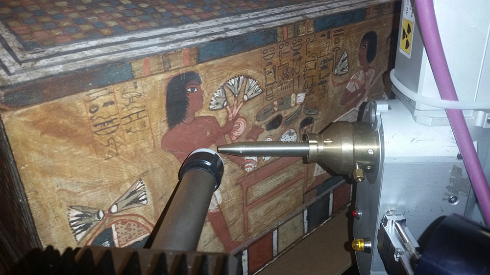 Al Museo Egizio di Torino indagini di fluorescenza a raggi X per scansioni macro per studiare le tecniche pittoriche dell’antico Egitto